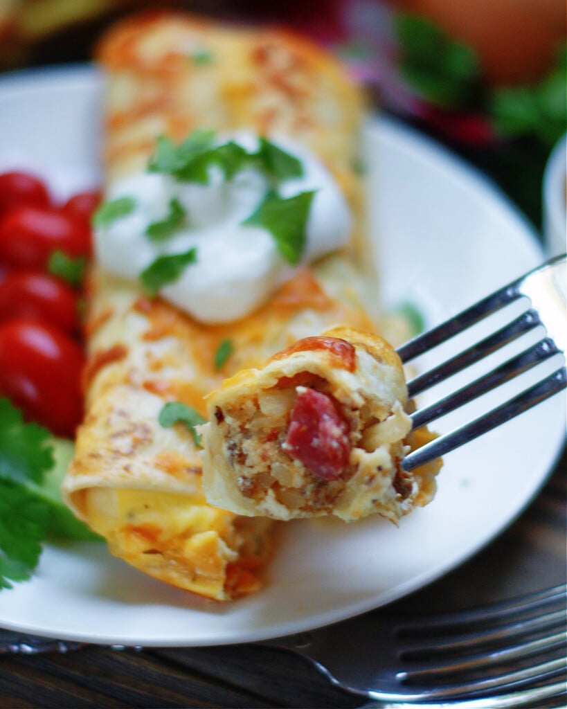 Overnight Breakfast Burrito Casserole - Southern Discourse