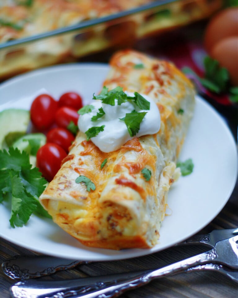 Overnight Breakfast Burrito Casserole - Southern Discourse