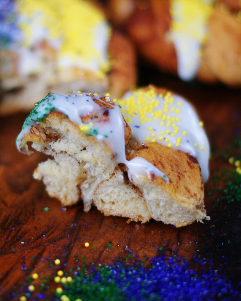 Easy Cinnamon Roll King Cakes Southern Discourse