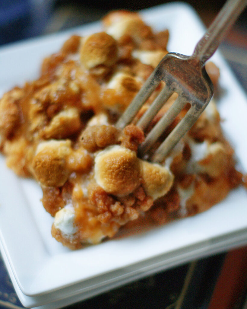 SWEET POTATO CASSEROLE TOPPING RECIPE WITH MARSHMALLOWS visual data 2